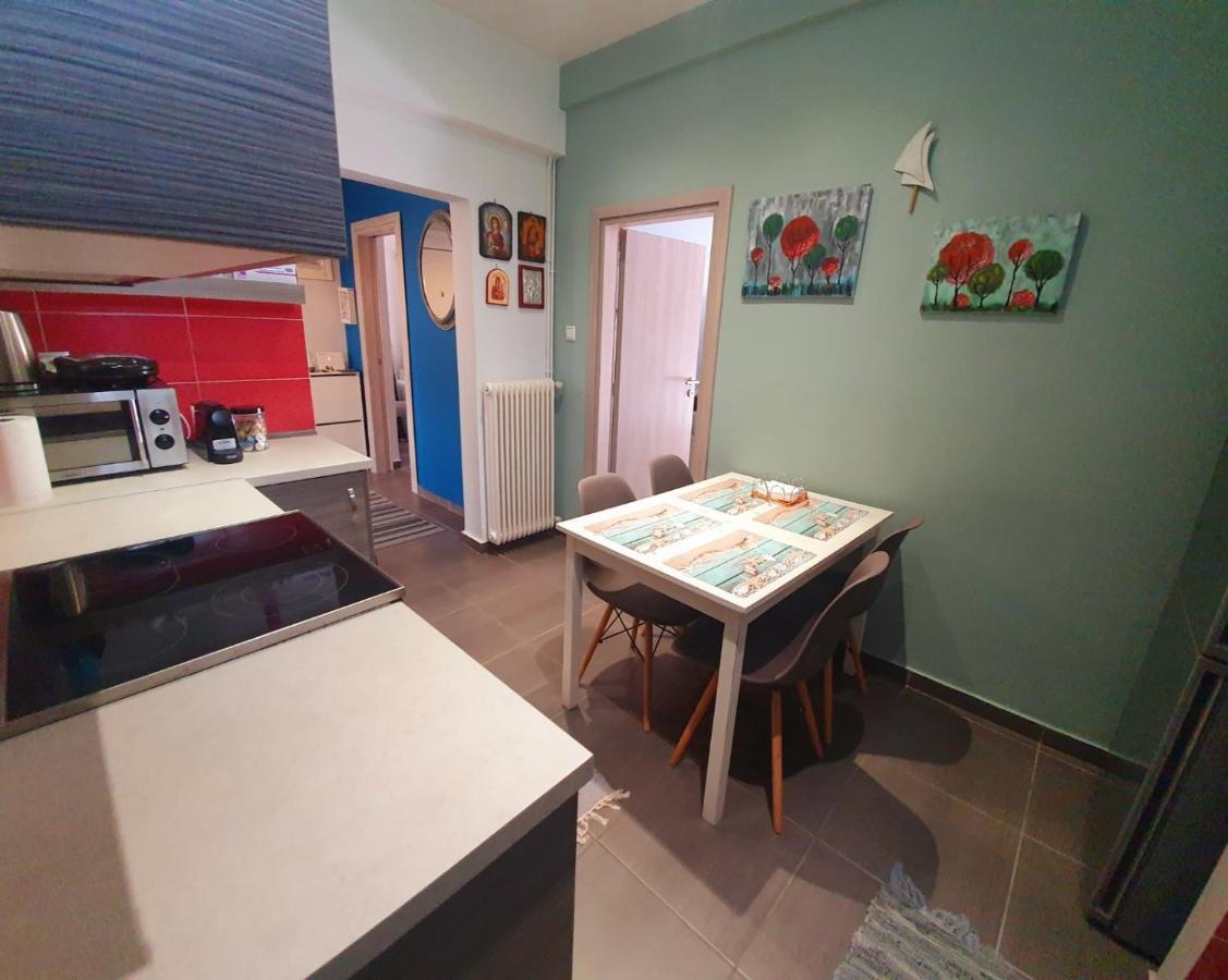 Ilias' Cosy And Relaxing Apartment Atenas Exterior foto